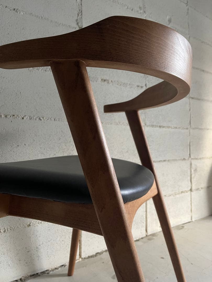 天然木無垢　北欧スタイル　ダイニングチェア　天然木笠木曲木　ハーフアーム