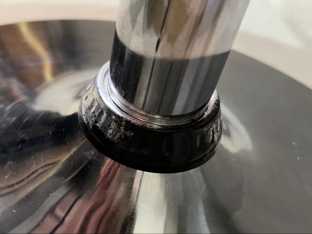 ホワイト スチール製 サイドテーブル　60