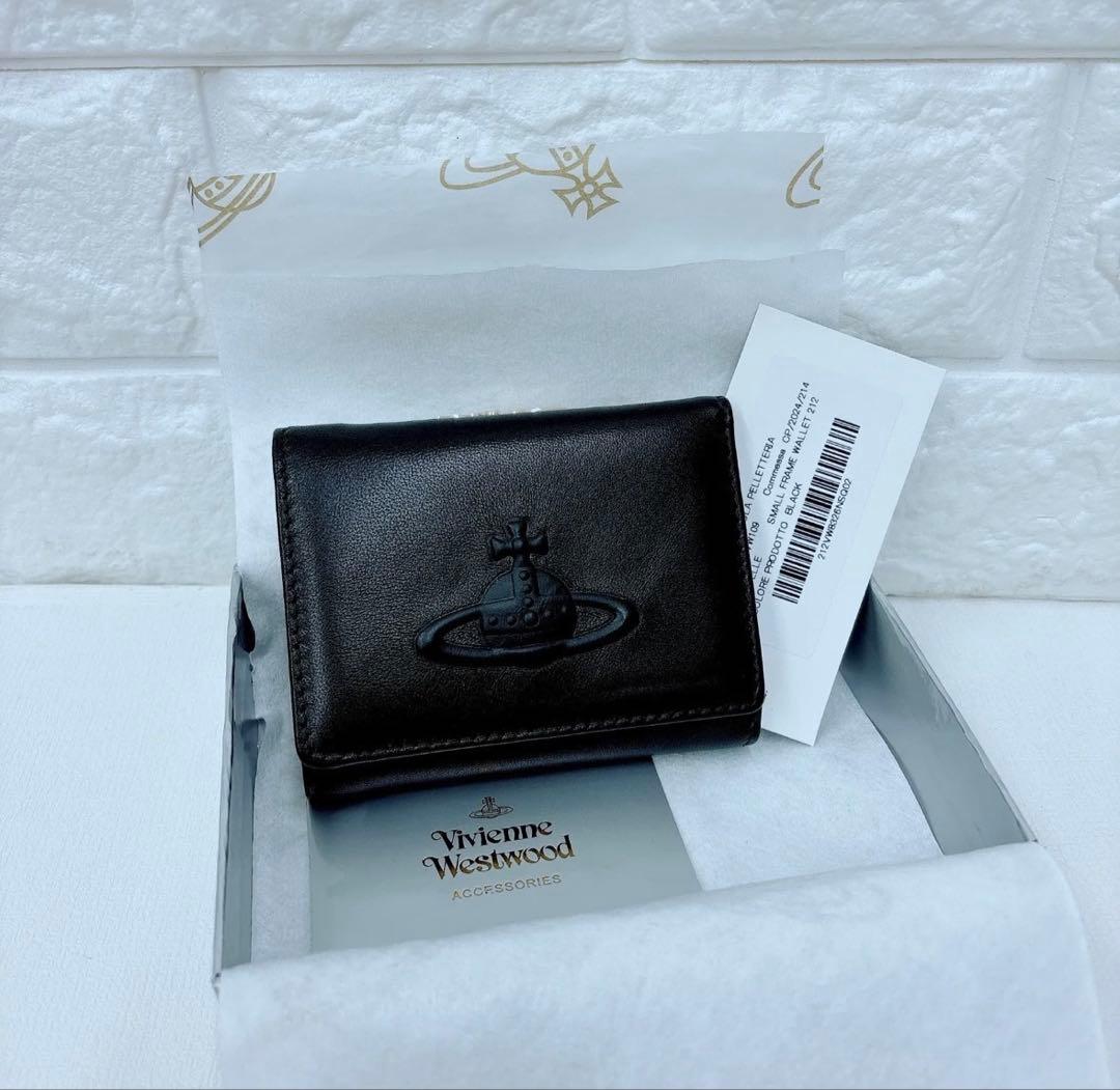【高級感✨新作】新品 ヴィヴィアン・ウエストウッド 三つ折財布 ブラック