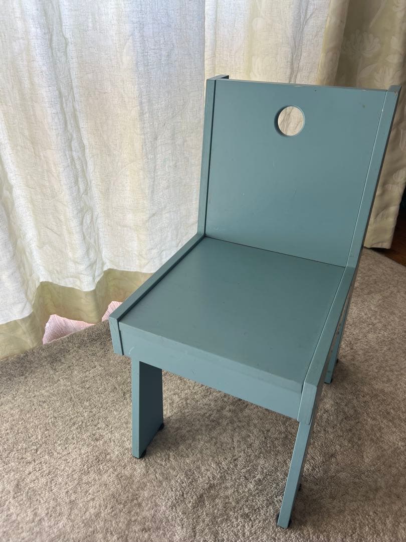 アクタス　STEK 子供用椅子