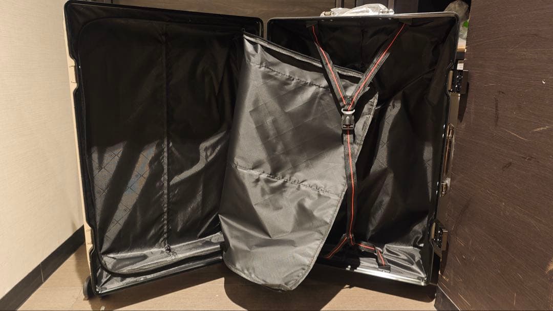 新品未使用 スーツケース Lサイズ アイボリー 大容量 キャリーバッグ