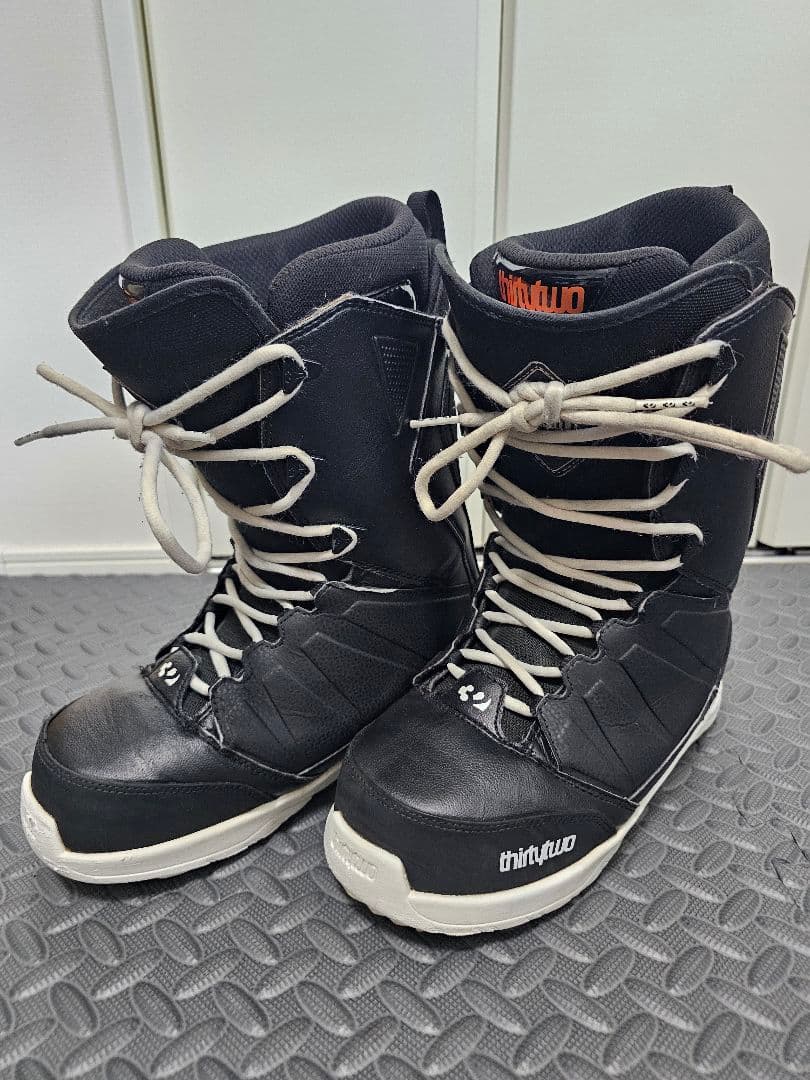 thirtytwo lashed サーティーツー ラッシュド 27.5cm