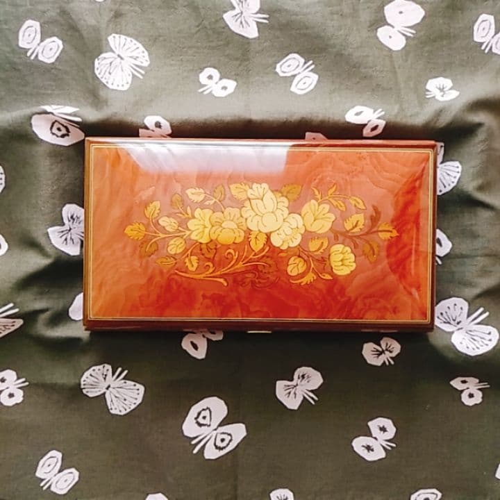Romance オルゴール 宝石箱 Swiss made by Reuge
