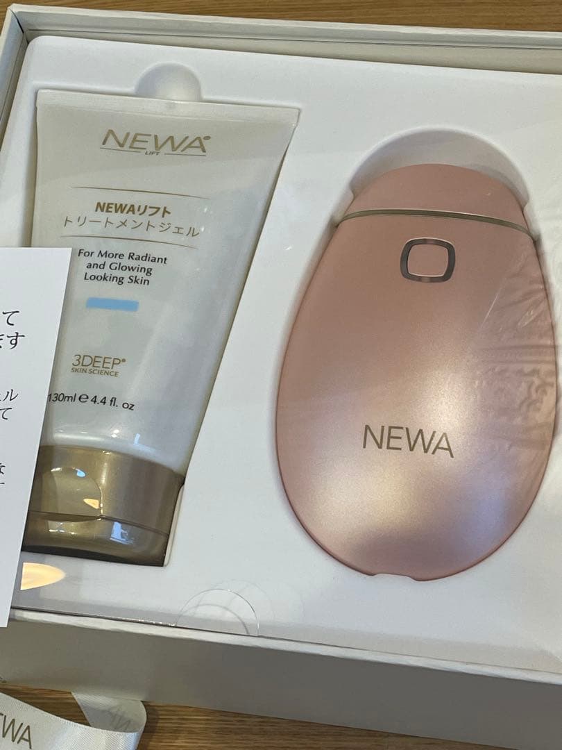 ビューテリジェンヌ　NEWAリフト 美顔器