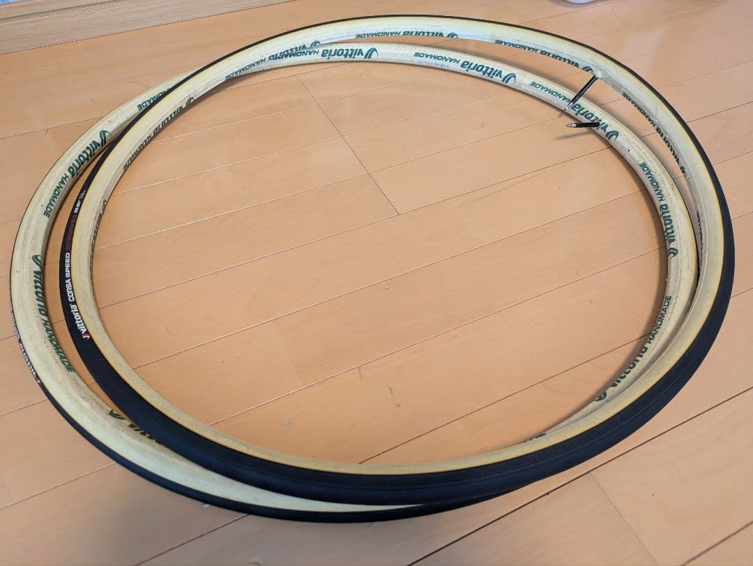 VittoriaCORSASPPEDコルサスピードチューブラー2.0 25-28