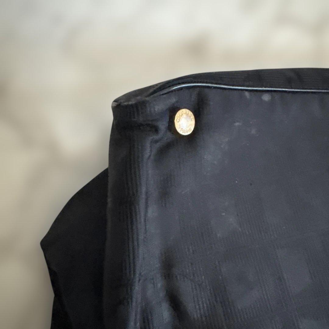 CHANELニュートラベルライン