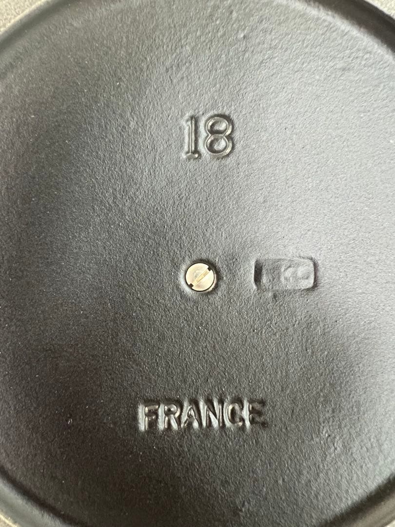 LE CREUSET 両手鍋 18cm 黒