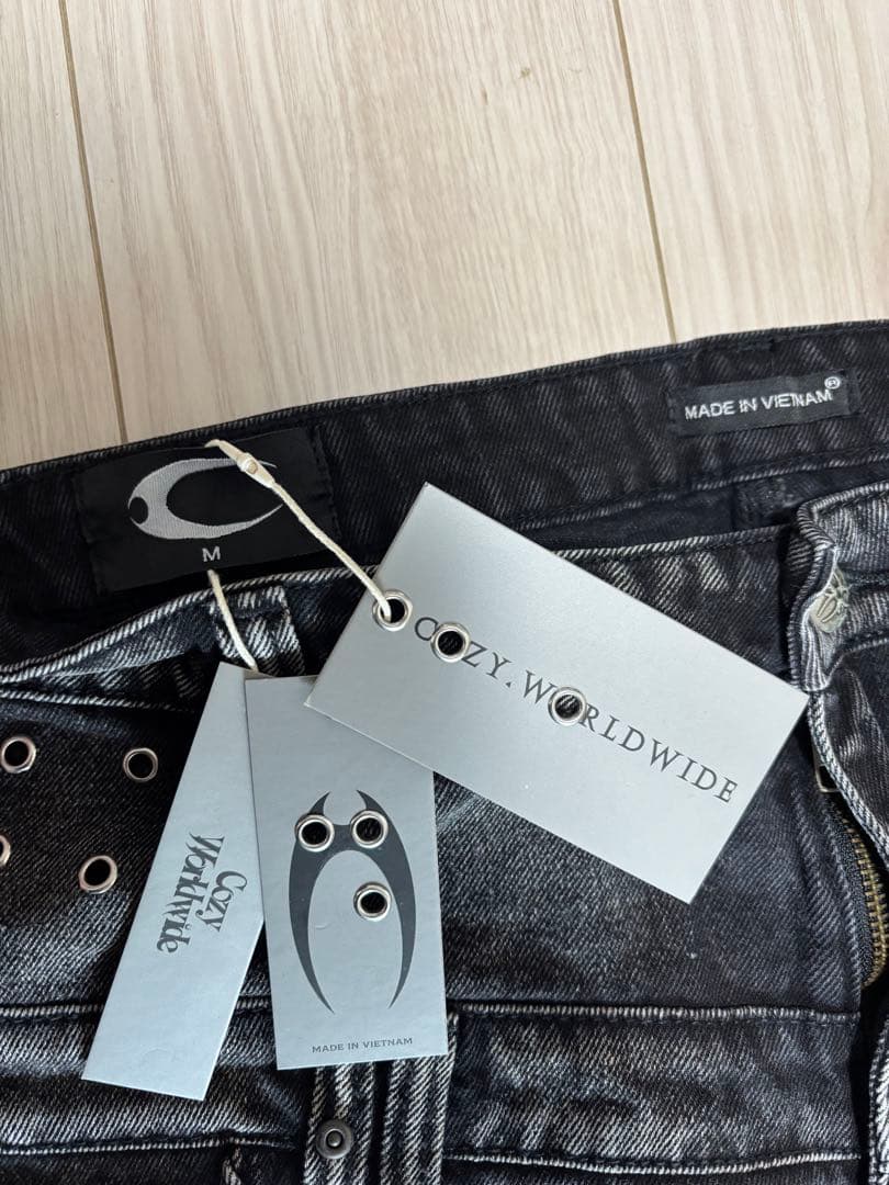 cozy worldwide buggy flare デニムパンツMサイズ