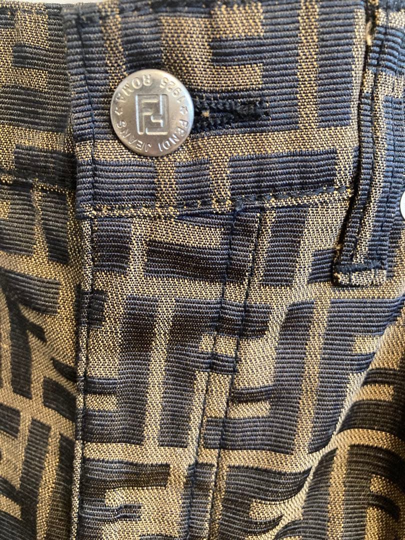 フェンディスカート　FENDI 膝丈スカート