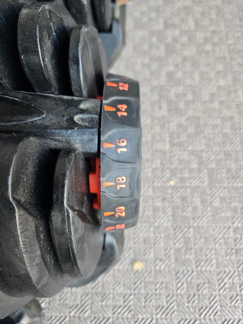 【引き取り可】可変ダンベル　～38kg × ２