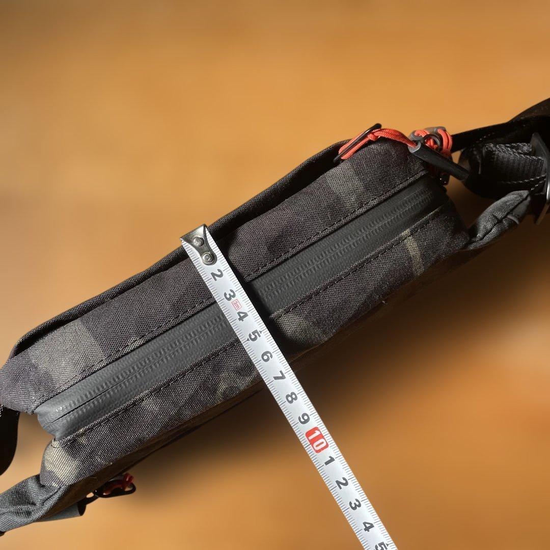 Aer x Carryology Tokai SlingXPacカモバッグ