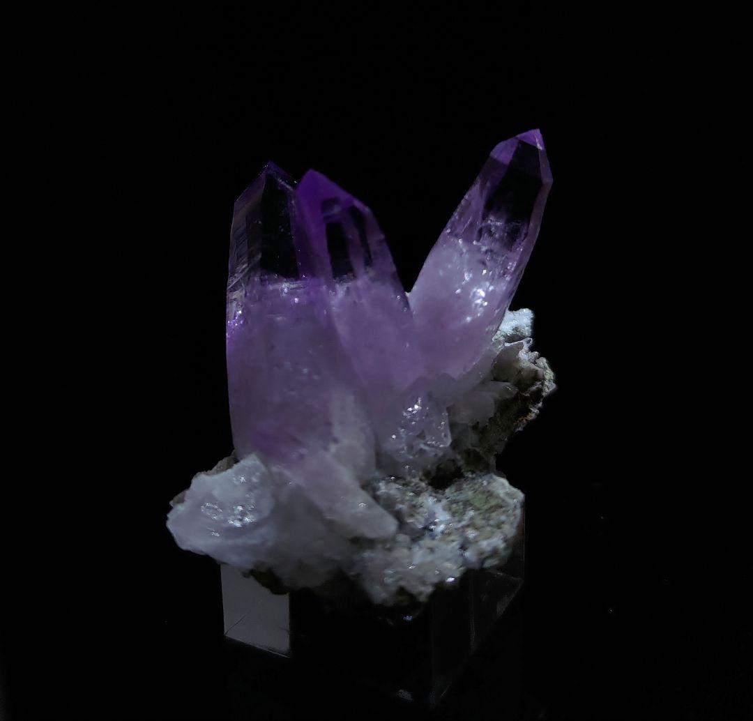 ベラクルスアメジスト 鉱石 鉱物 ミネラル 標本 原石 母岩付き ③