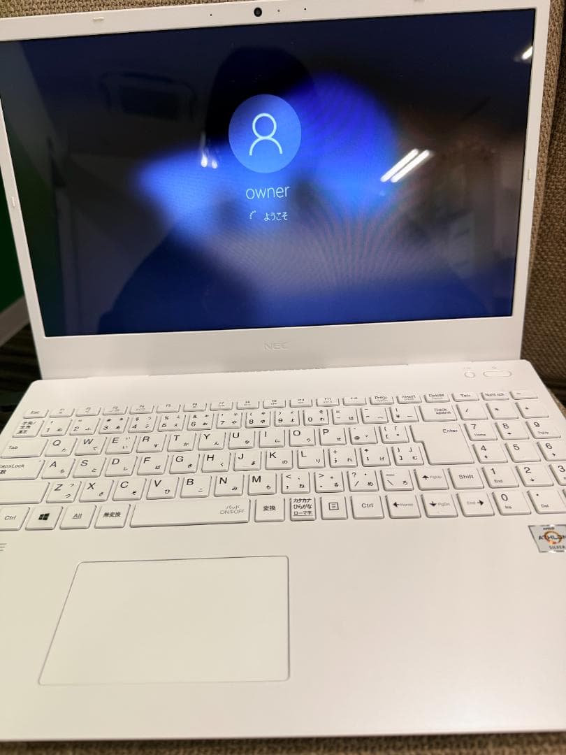 NEC LAVIE ホワイトノートPC コード マウス付 稼働品 F3826