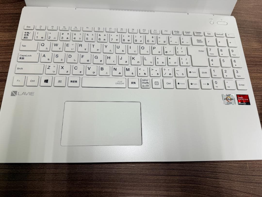 NEC LAVIE ホワイトノートPC コード マウス付 稼働品 F3826