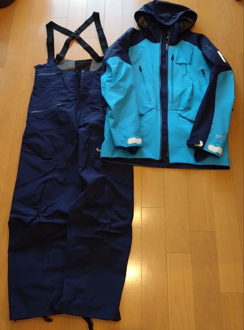 BURTON AK457 ガイドジャケット、ハイトップパンツ サイズＬ