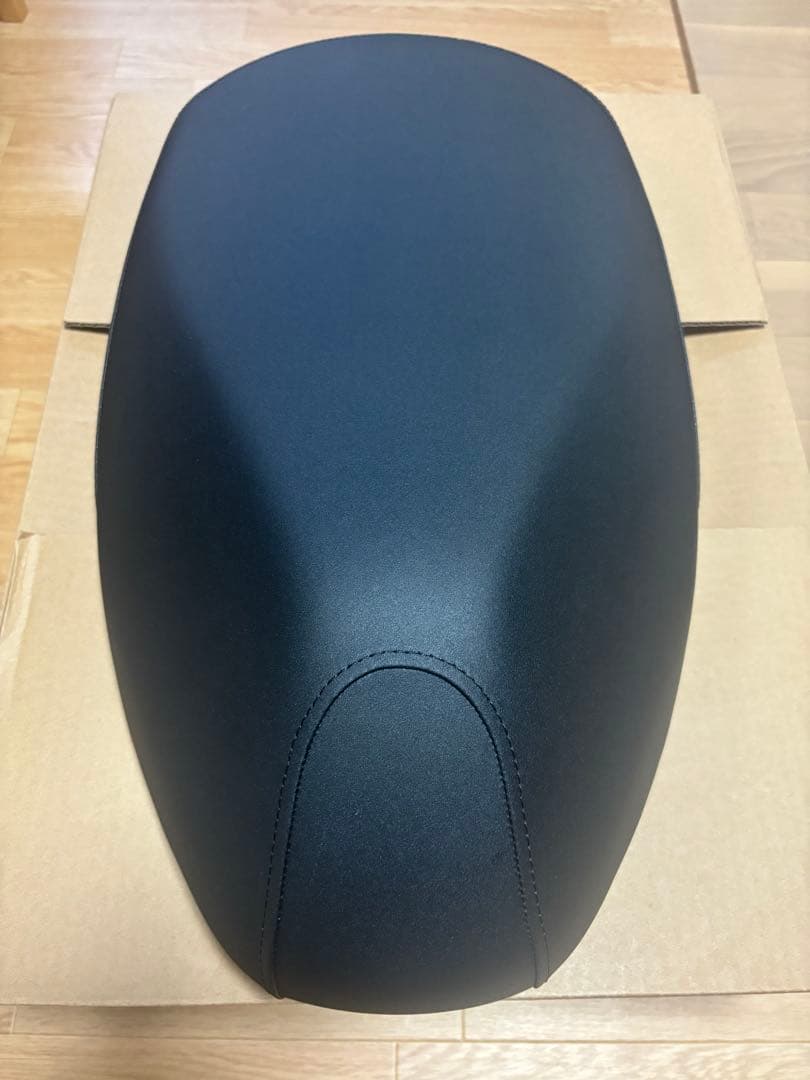 ホンダ　タクト　ベーシック　シート　純正　77100-GJA-J000