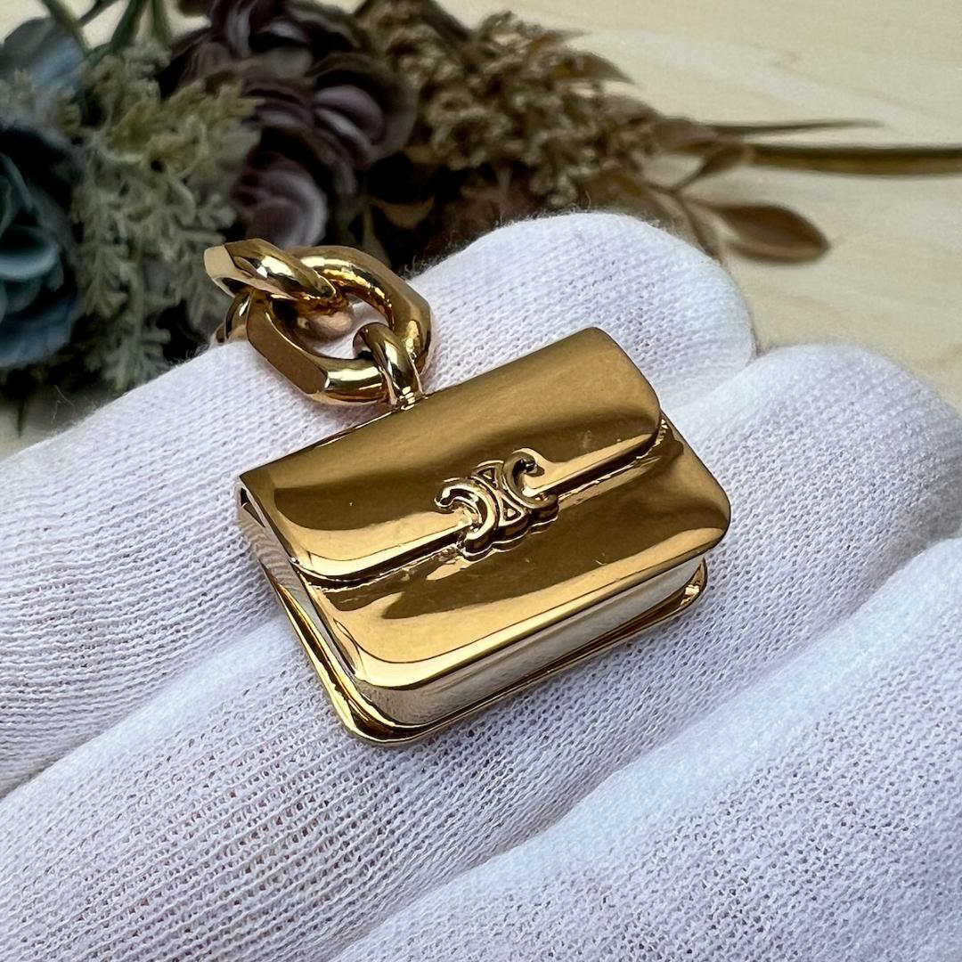 セリーヌ CELINE トリオンフ ゴールド バッグチャーム キーホルダー