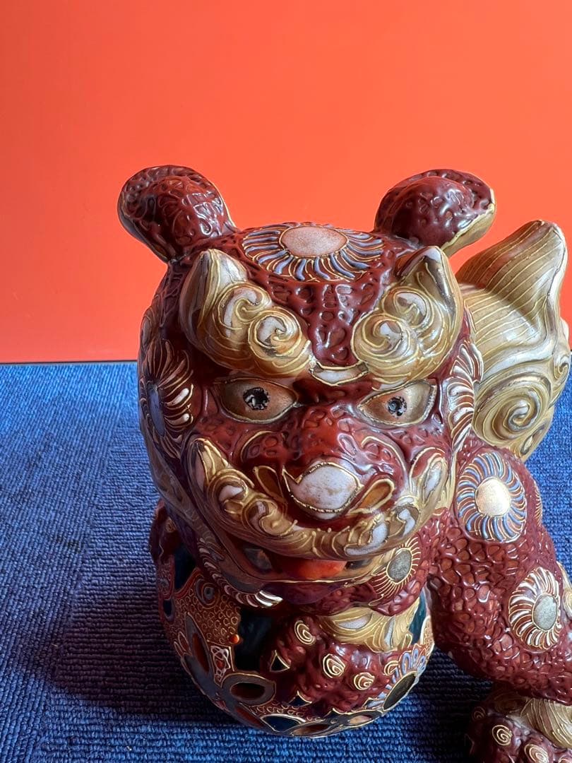 961 九谷焼 　色絵金彩獅子　玉乗唐唐獅子狛犬シーサー 魔除け　置物