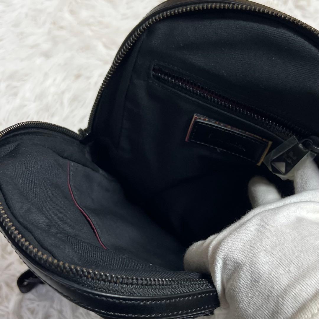 極美品 近年モデル ポールスミス ナイロン×マルチストライプ ボディバッグ 黒