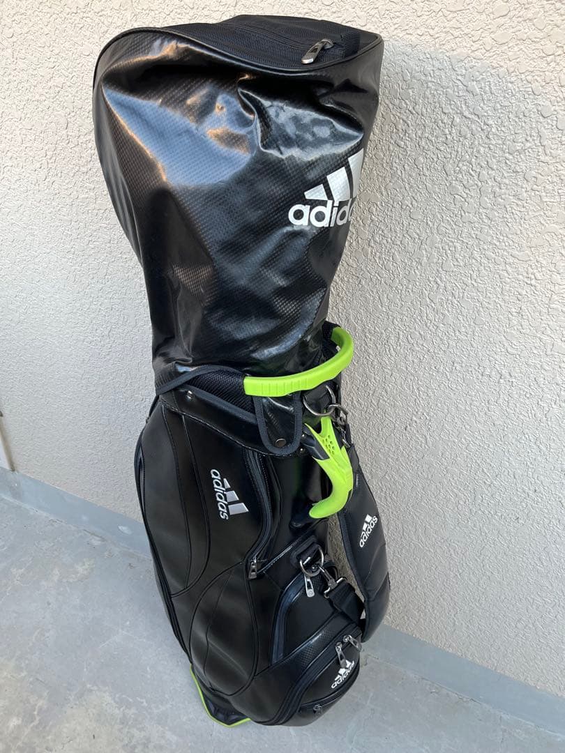 稀少品！アディダス adidas キャディバッグ 軽量　2016年　AWS29