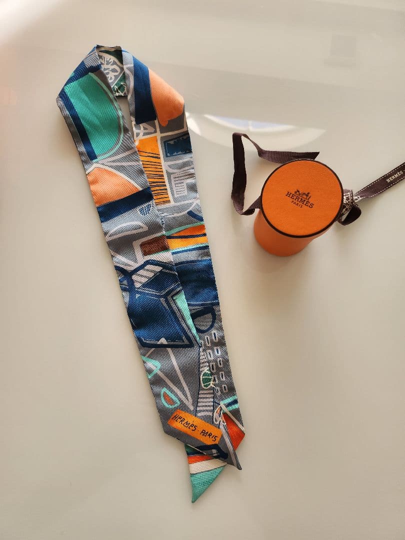 エルメス ツイリー 一度のみ使用