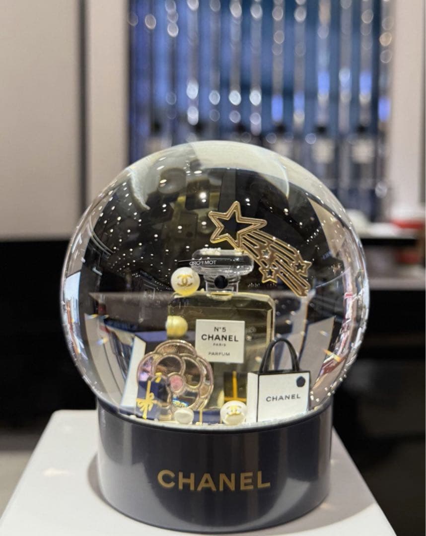 CHANEL スノードーム　2025年 ホリデー限定 ビューティー