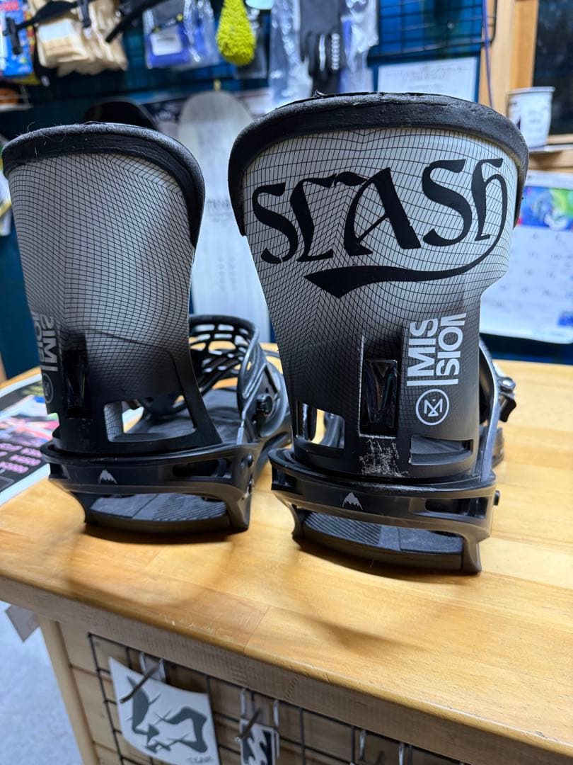 burton mission mサイズ ウイング付き 美品 即決送料込 バートン