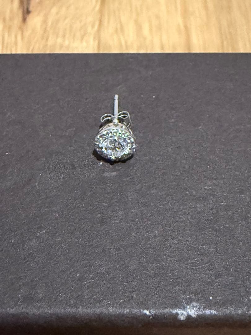 AVALANCHE 10kホワイトゴールドピアス7mm(片耳用)