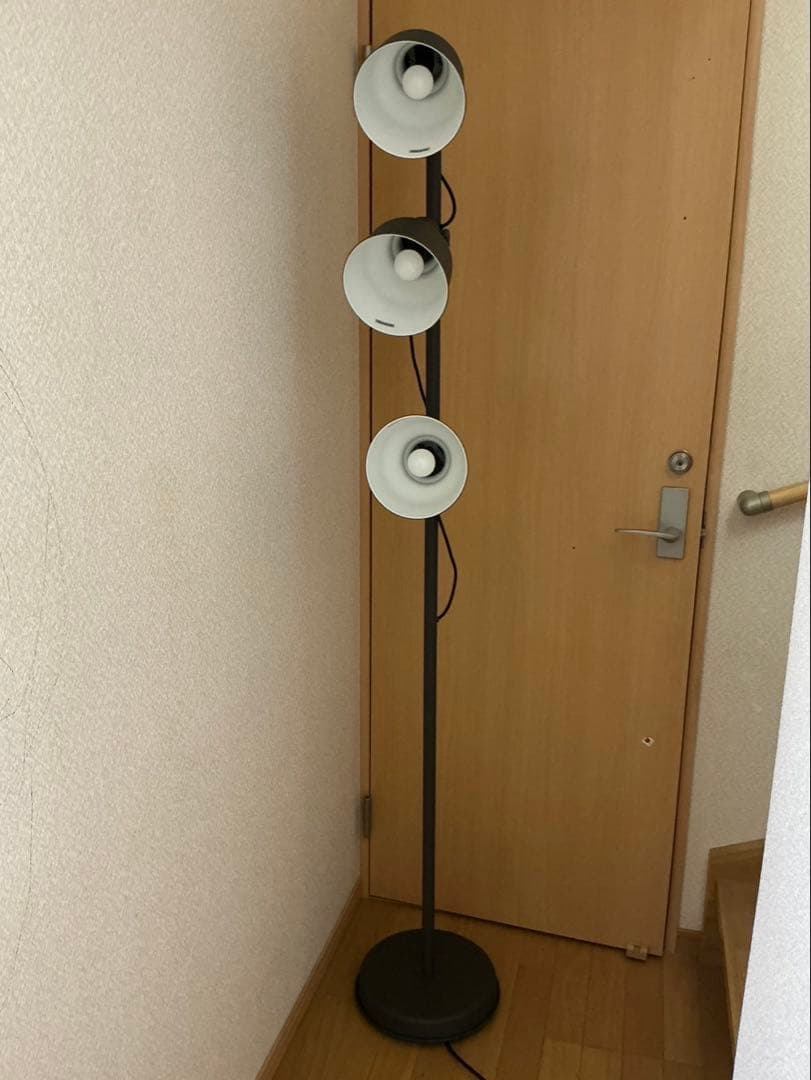 HEKTAR ヘクタル　フロアランプ 3スポット　ダークグレー