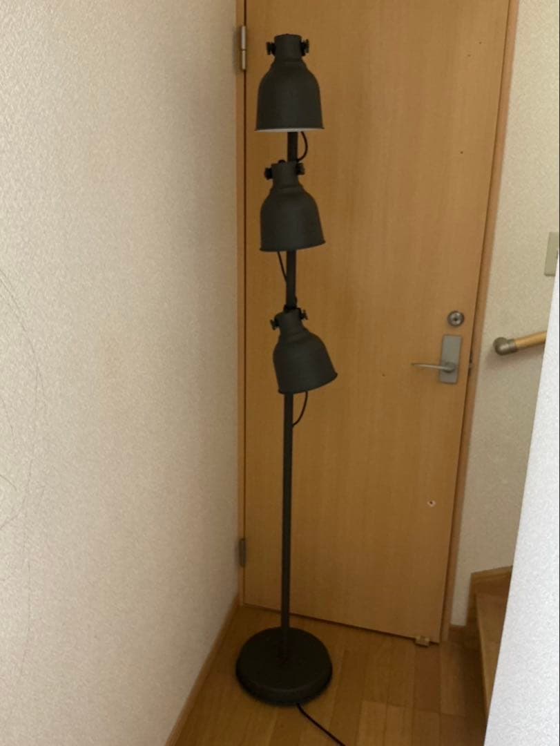 HEKTAR ヘクタル　フロアランプ 3スポット　ダークグレー