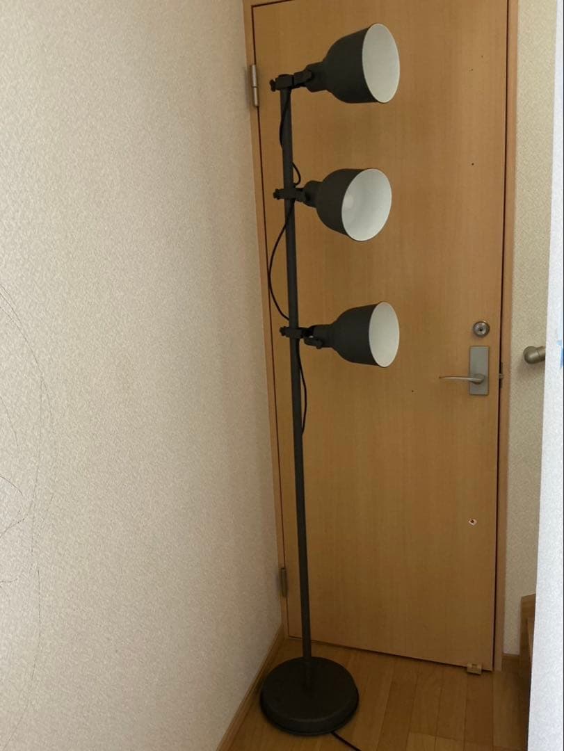 HEKTAR ヘクタル　フロアランプ 3スポット　ダークグレー