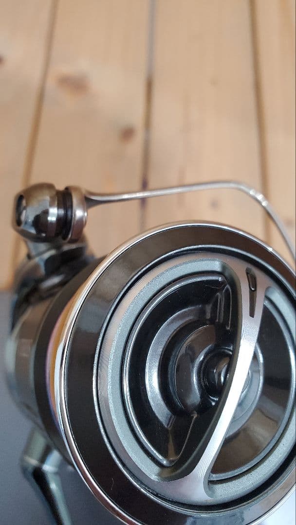 【極美品】☆22ステラ4000XG☆ウォーターランドウッドノブ★