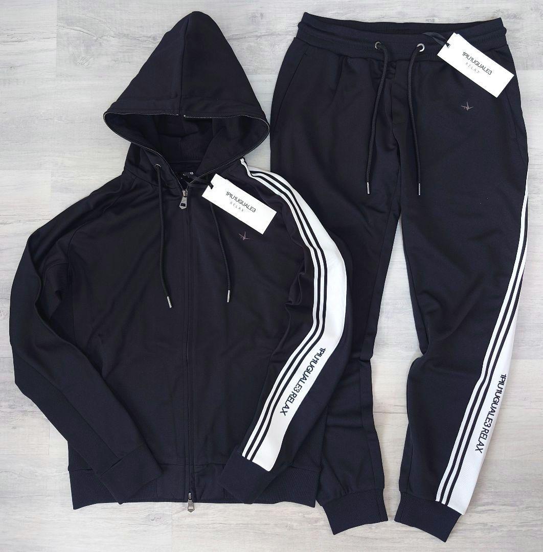 新品XXLサイズ セットアップ ラインロゴ ウノピゥウノウグァーレトレリラックス