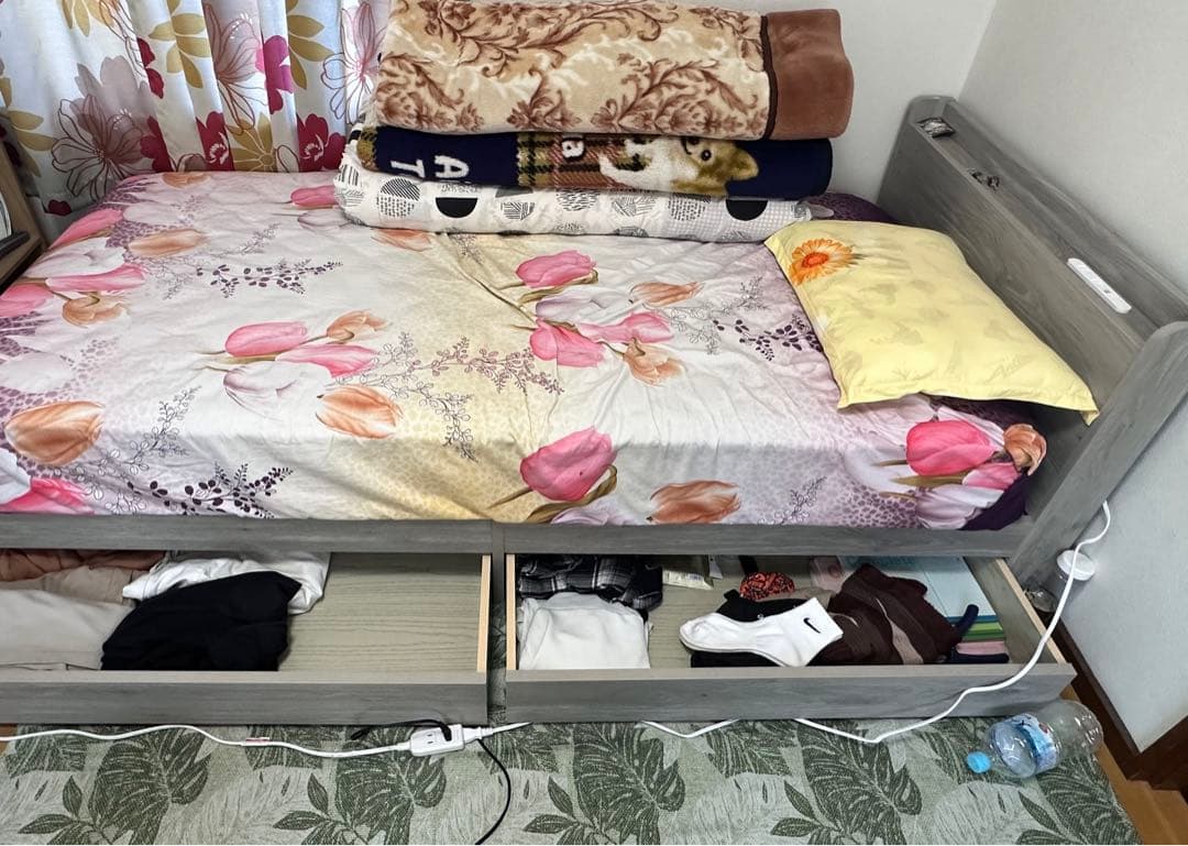 ベッドフレーム Tansu no Gen Single Bed, Storage