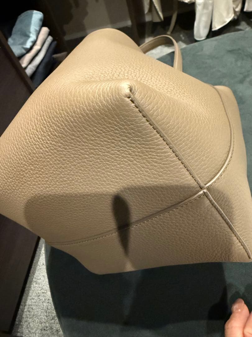 ザロウ　Medium N/S Park レザー製トートバッグ　ミディアム