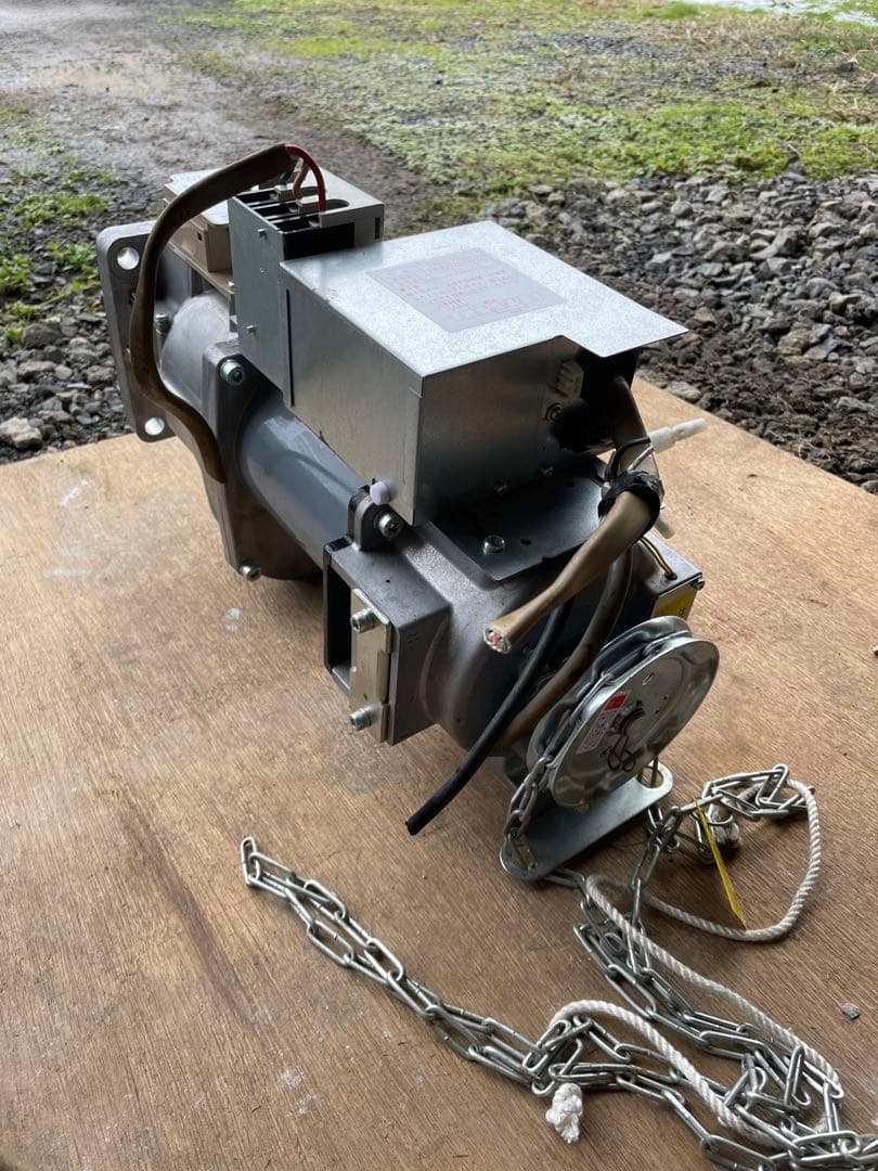 電動シャッターモーター　200v