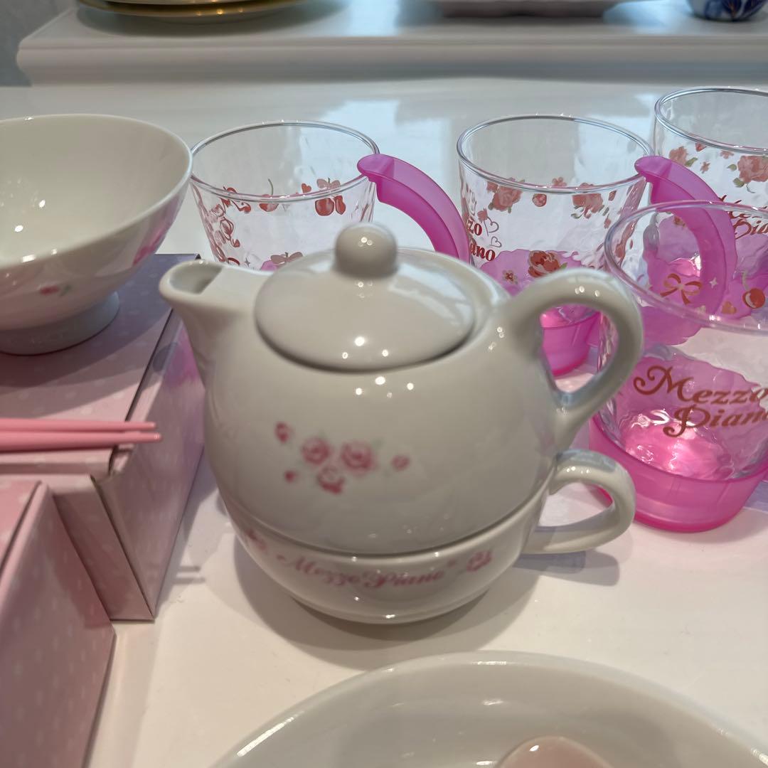 メゾピアノ　非売品　食器セット 茶碗 コップ