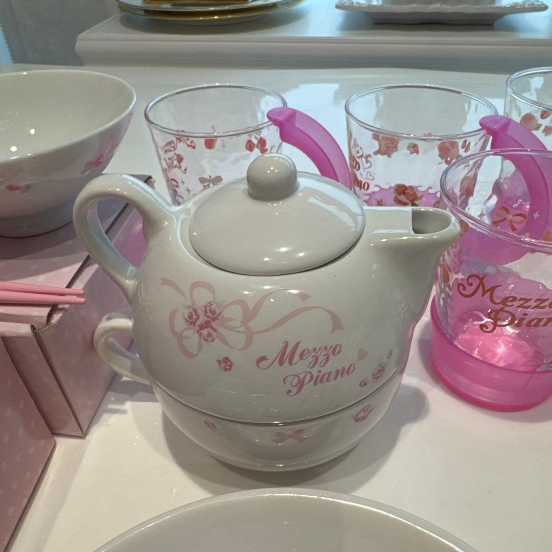 メゾピアノ　非売品　食器セット 茶碗 コップ