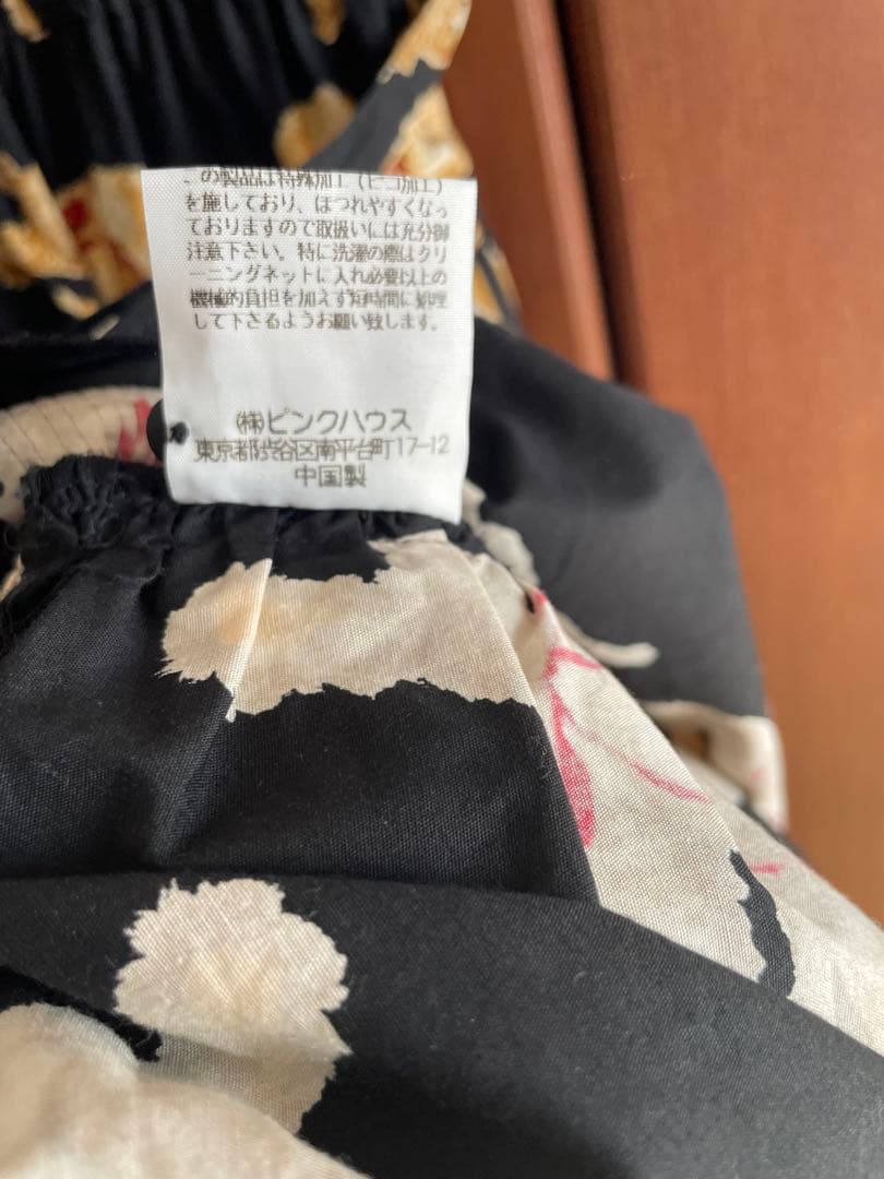 ピンクハウス ❣️黒地にうさぎ柄ワンピース