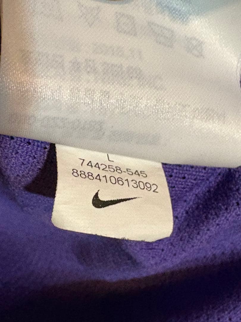 【支給品】 青山敏弘 コーチ サイン入り サンフレッチェ広島 ジャケット