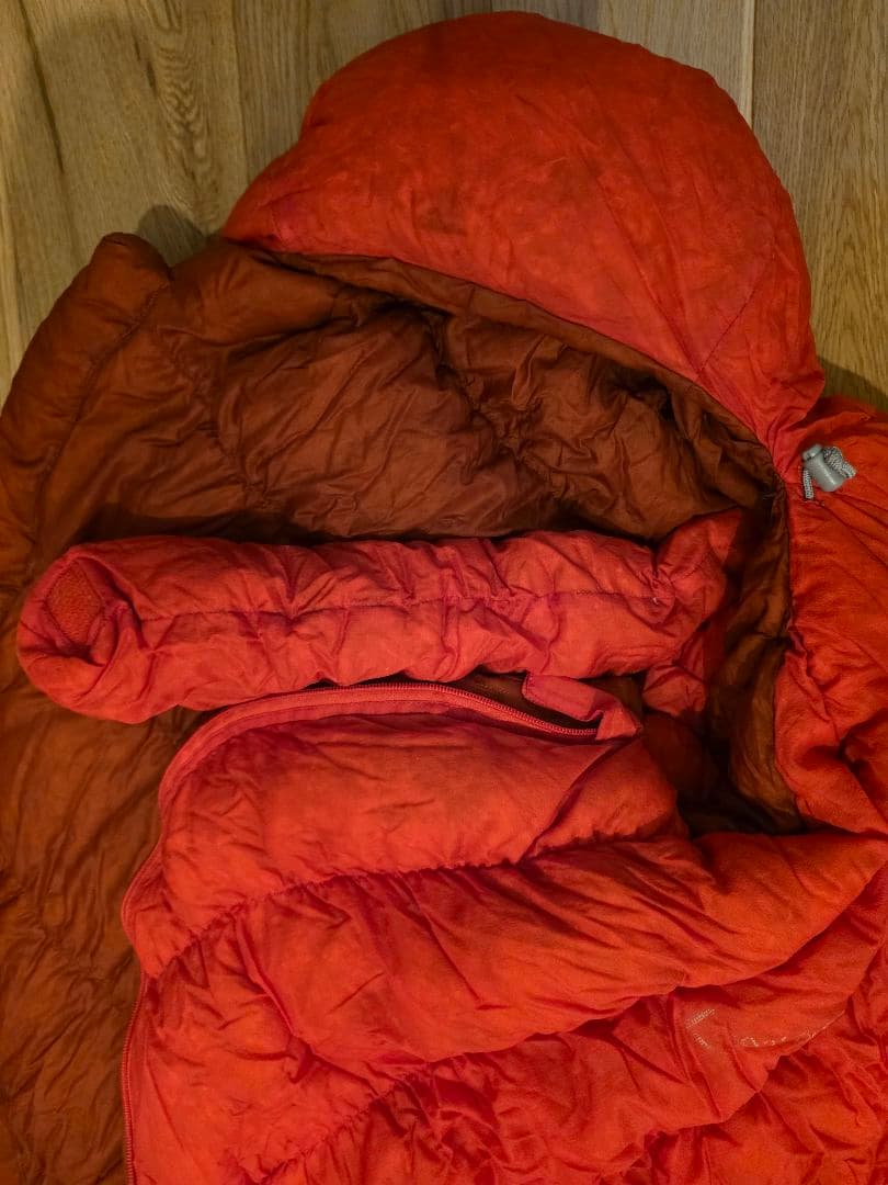 モンベル　ダウンハガー　#1 800フィルパワー　　スーパースパイラル