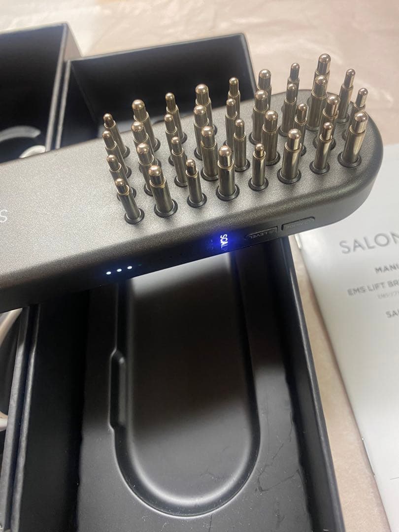 SALONIA EMSリフトブラシ 3Dケア　上位モデル　電気鍼ブラシ
