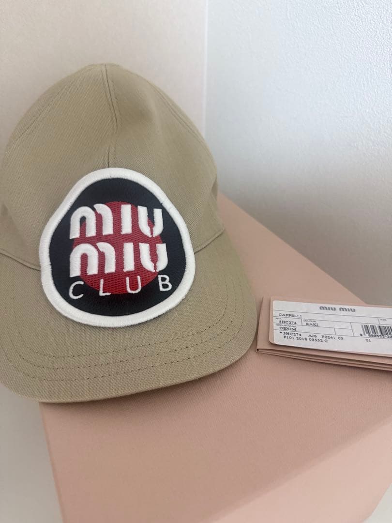 ★最終値下げ★MIU MIU キャップ カーキ(ベージュ)　M