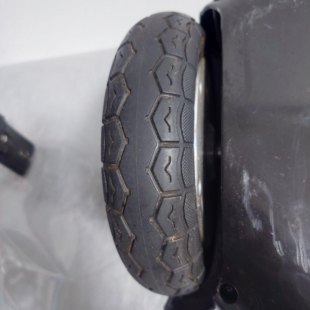 バランススクーター 黒色 紫色LEDライト付き