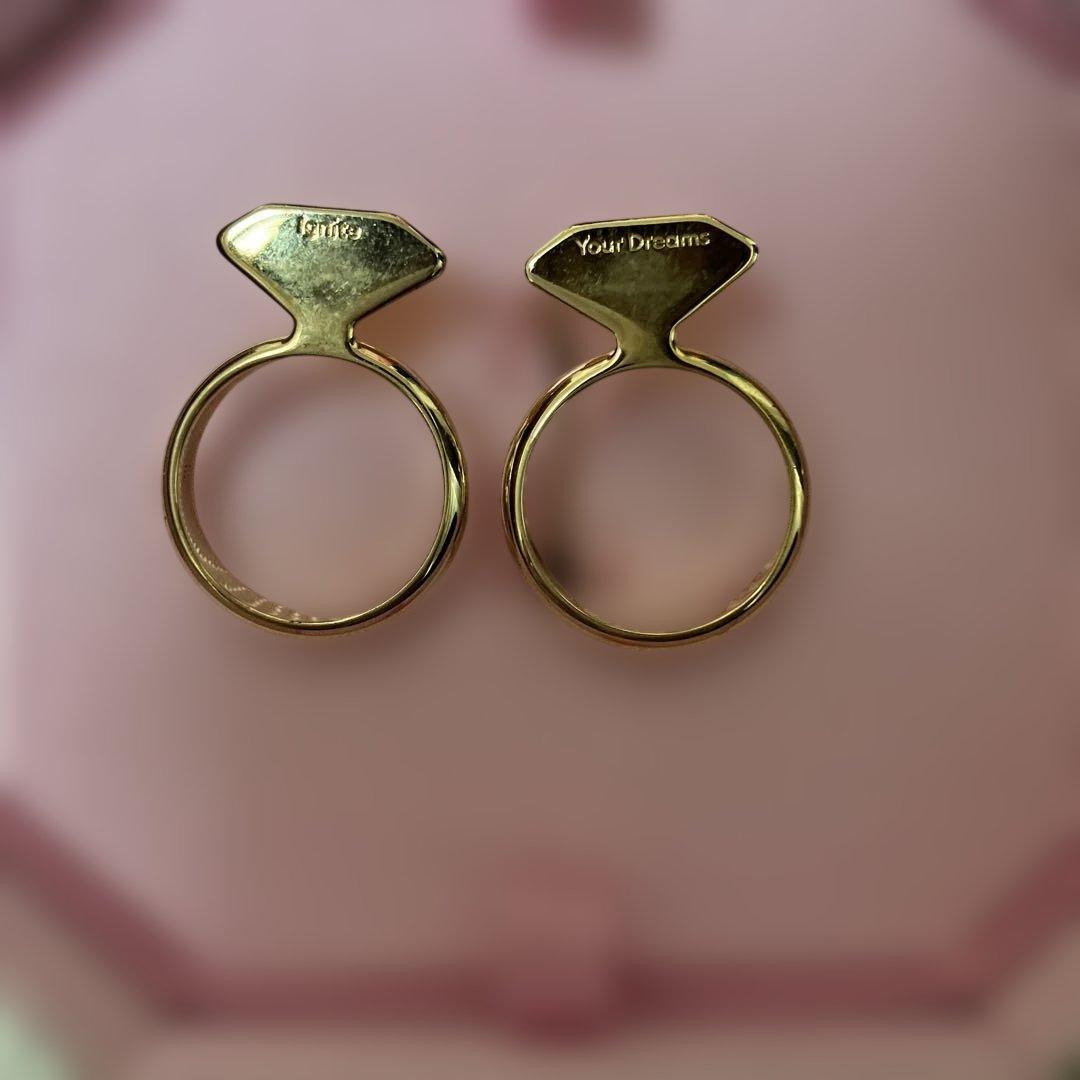 スワロフスキー Lucent リング　値下げ中