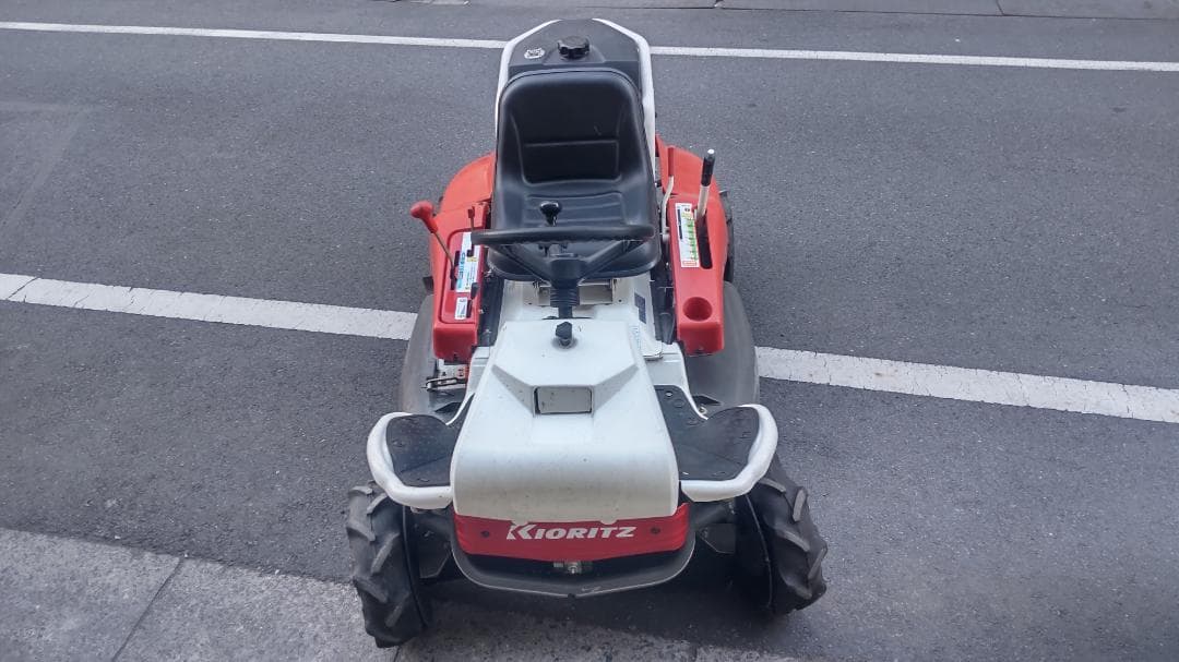 乗用草刈機　共立 ラビットモアー