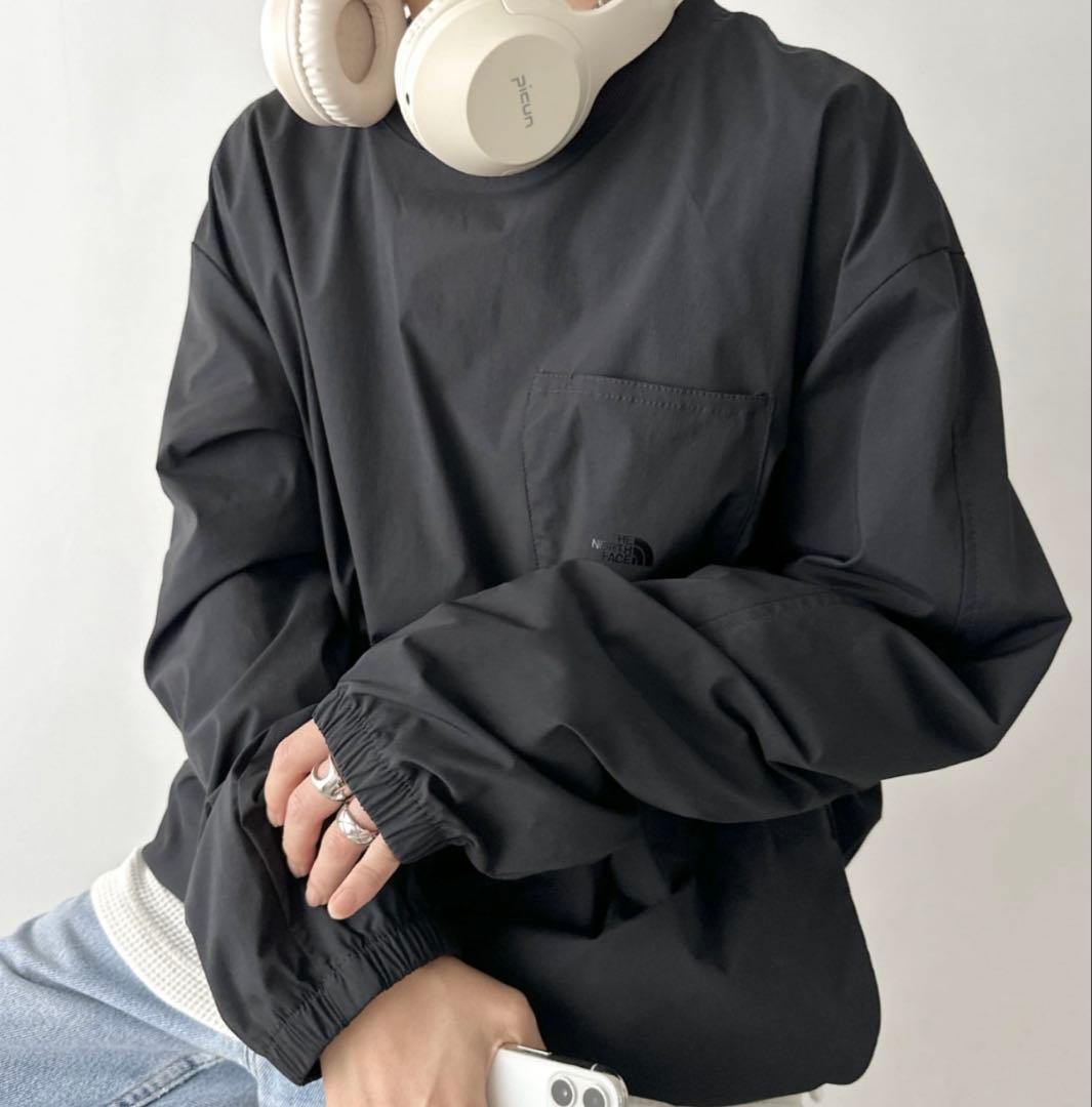 新品 THE NORTH FACE 切替ワンポイントクルーネックナイロントップス