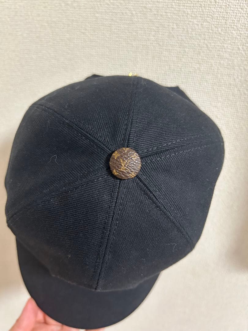 ルイ・ヴィトン 黒 ベースボールキャップ