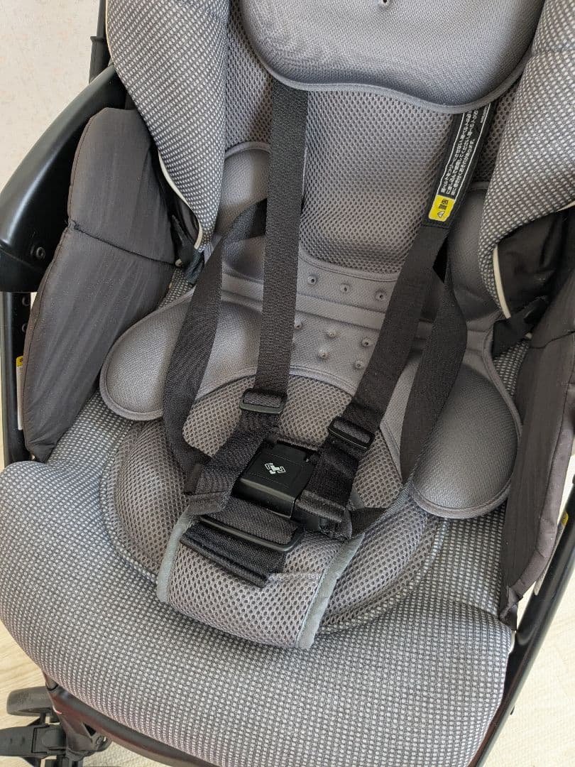 あや【美品】Aprica ラクーナクッション　AD