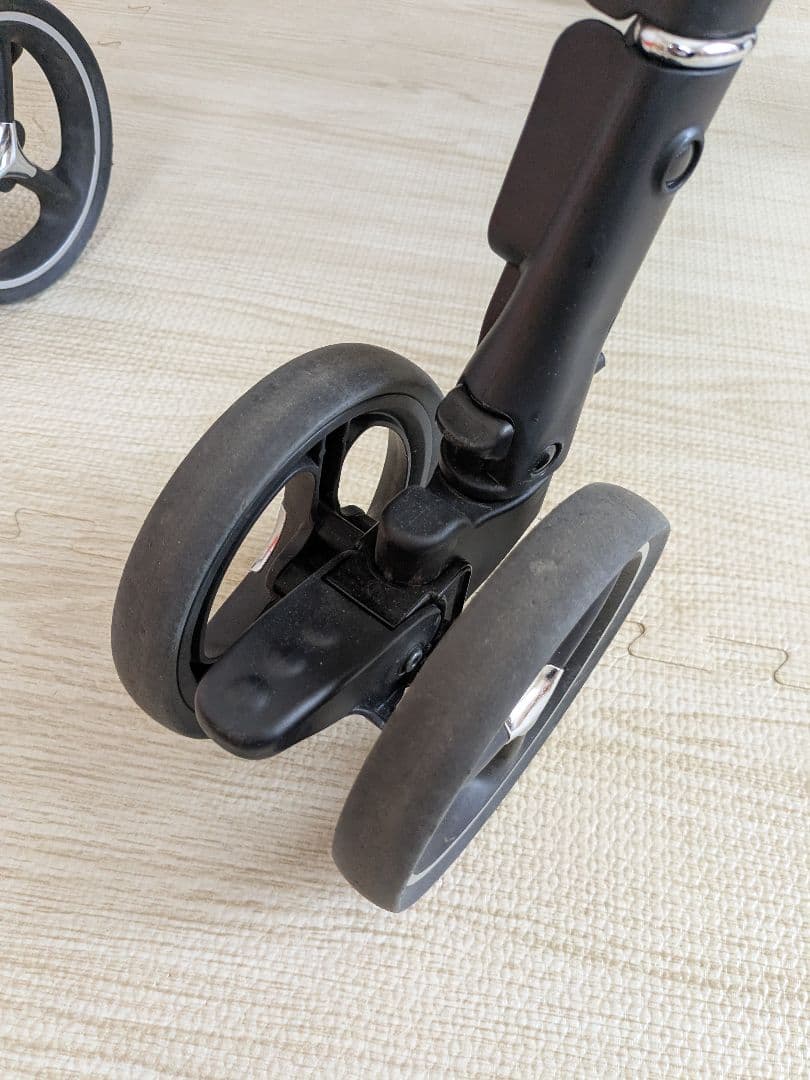 あや【美品】Aprica ラクーナクッション　AD